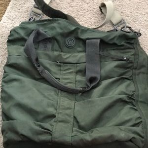 Lulu lemon yoga bag